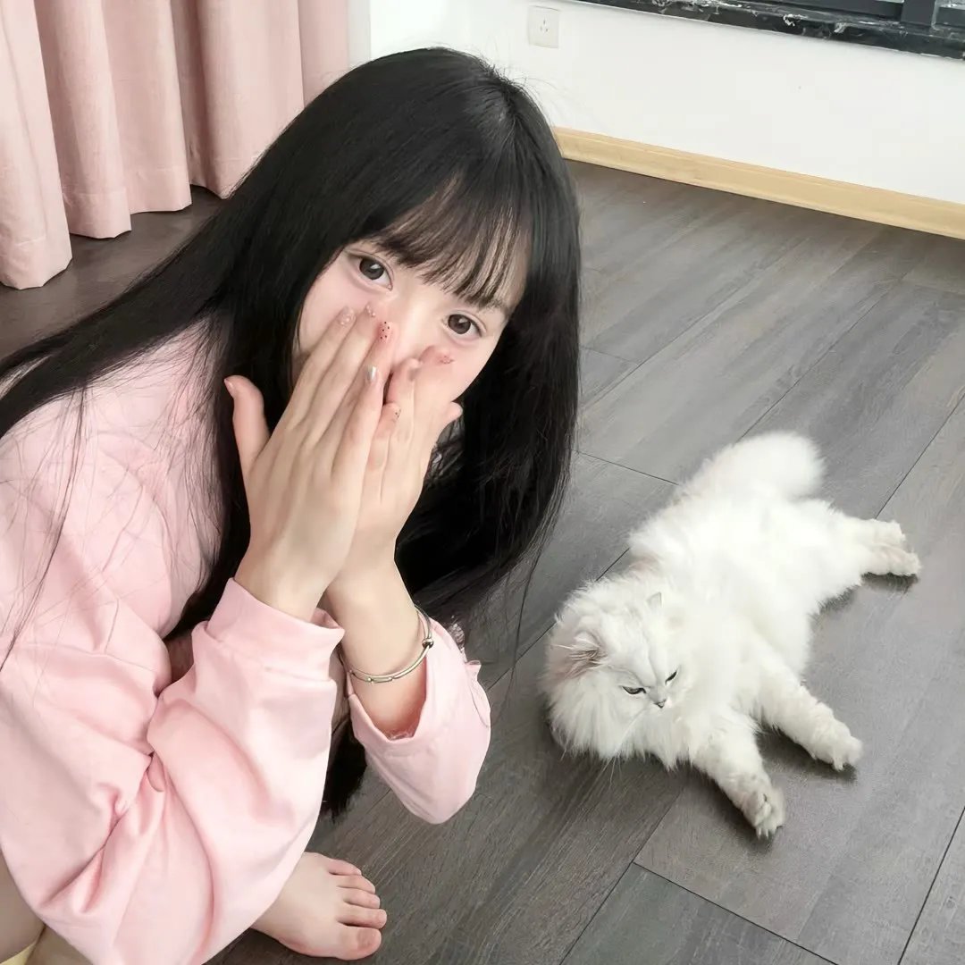 那女孩真帅